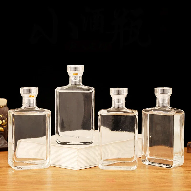 正方形の形をした鉛フリーのガラス製ワインボトルデカンター、ク - Wine Beer Spirits のレビューと価格